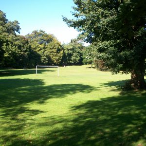 another photo of the gardens in the park